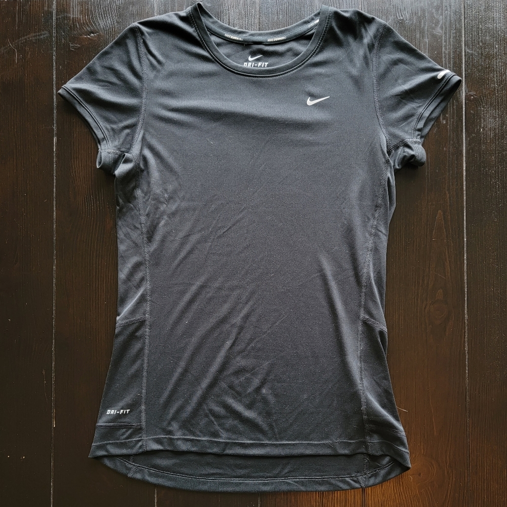 Nike running dri-fit t-shirt small black